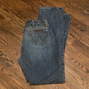 Wrangler 20x Men’s Bootcut Jeans Size 34 X 38! Great Pre-loved Condition!